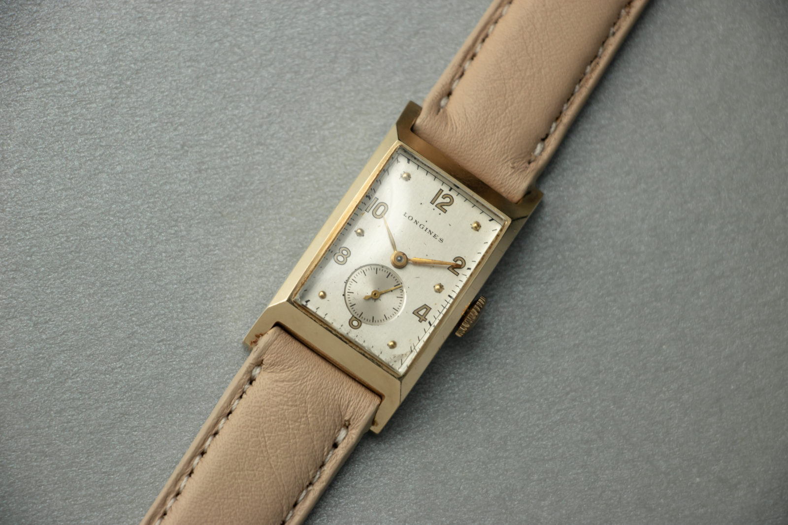 1944 LONGINES TANK 14KT YELLOW GOLD Vintage Watches For Sale