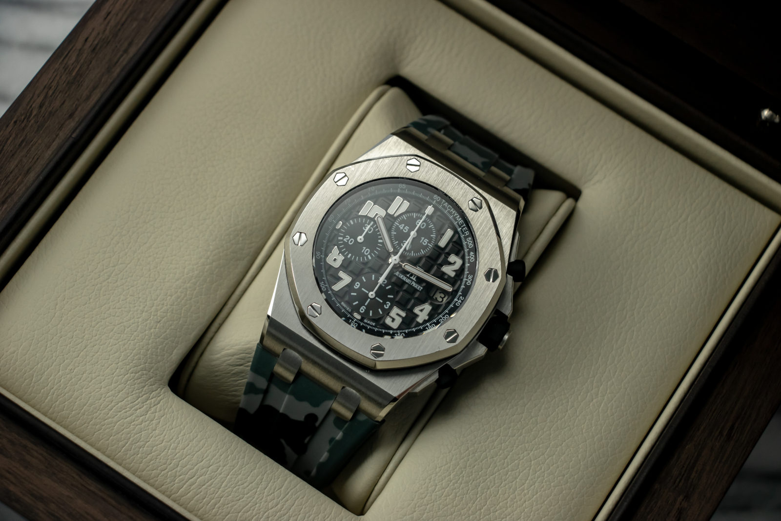 2010 AUDEMARS PIGUET ROYAL OAK OFFSHORE AUTOMATIC CHRONOGRAPH