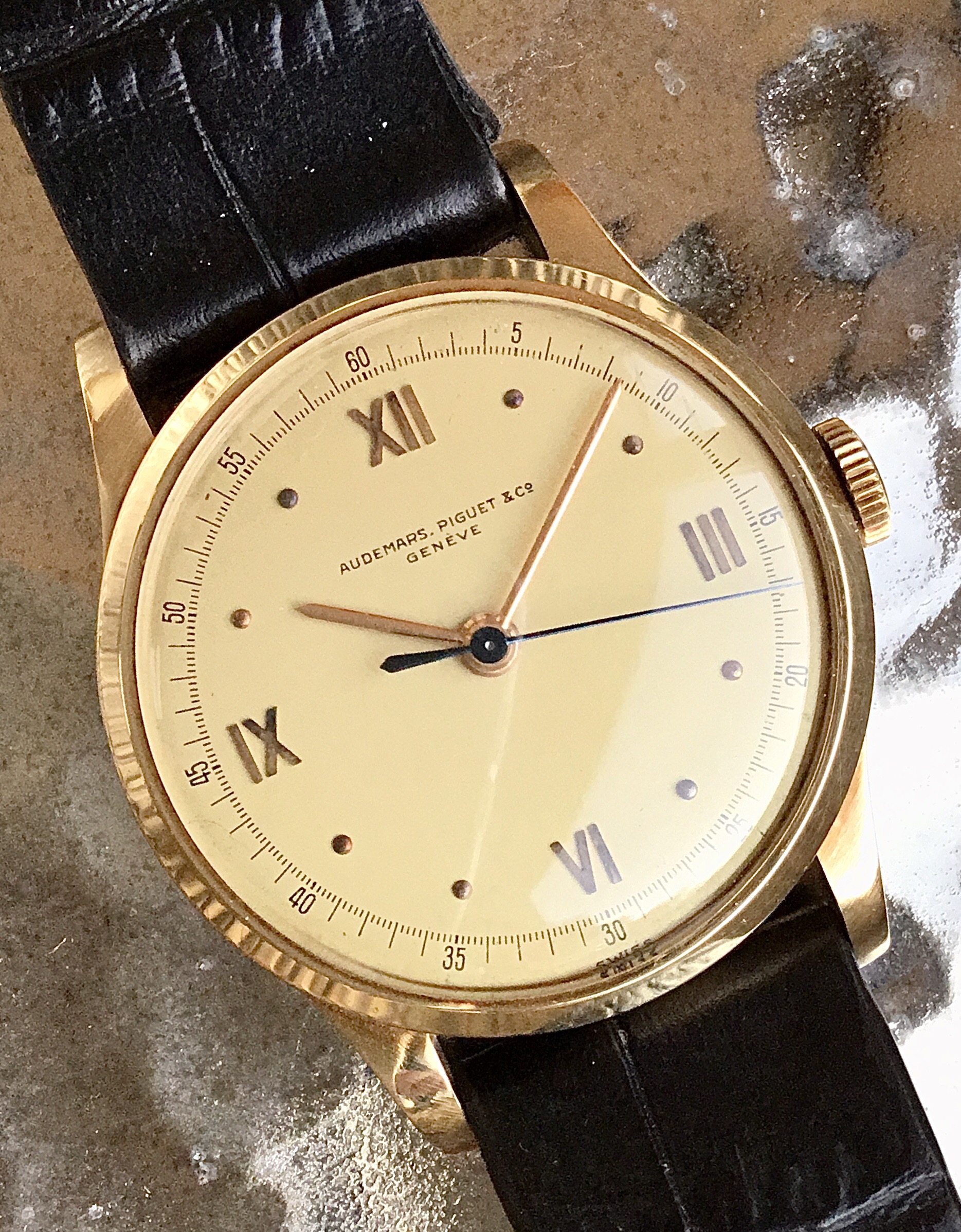 COLLECTOR PROFILE - DR. UWE HAHMANN • Vintage Watches For Sale ...